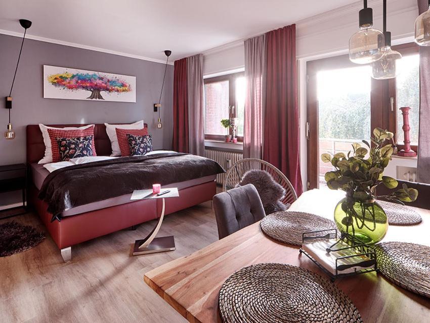 Katarinas House Mit 2 Fewo Stilvoll, Gemuetlich & Zentral Boxspringbett, Parkplatz, Balkon Oder Garten Moers Eksteriør bilde